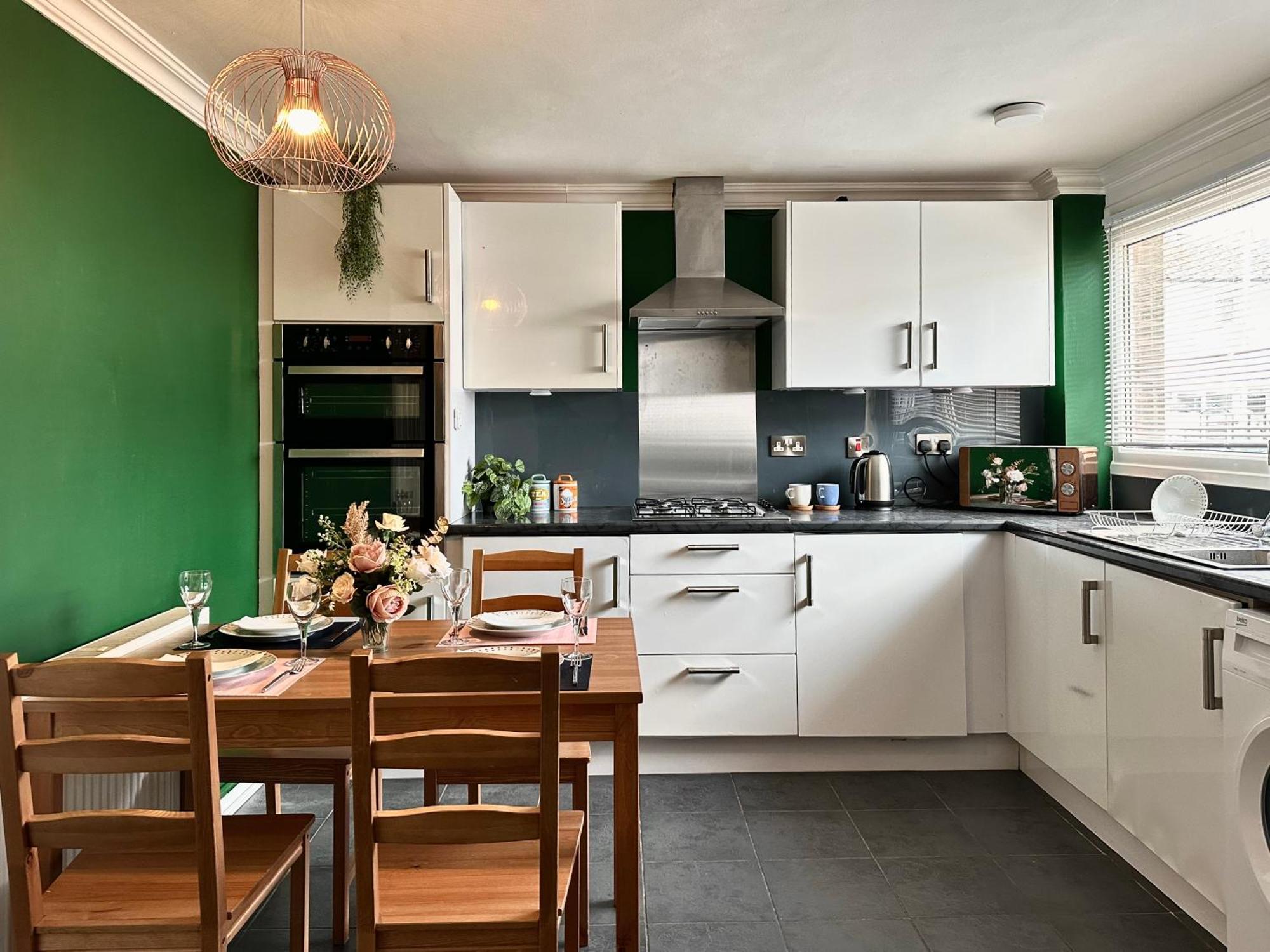 6 Guests House Old Trafford,Media City,City Centre, Free Parking Manchester Extérieur photo