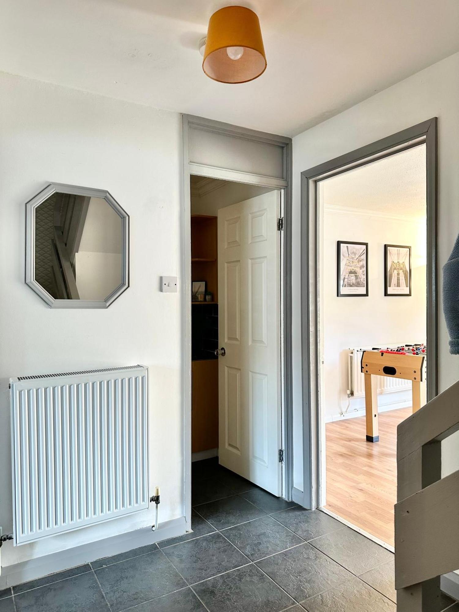 6 Guests House Old Trafford,Media City,City Centre, Free Parking Manchester Extérieur photo